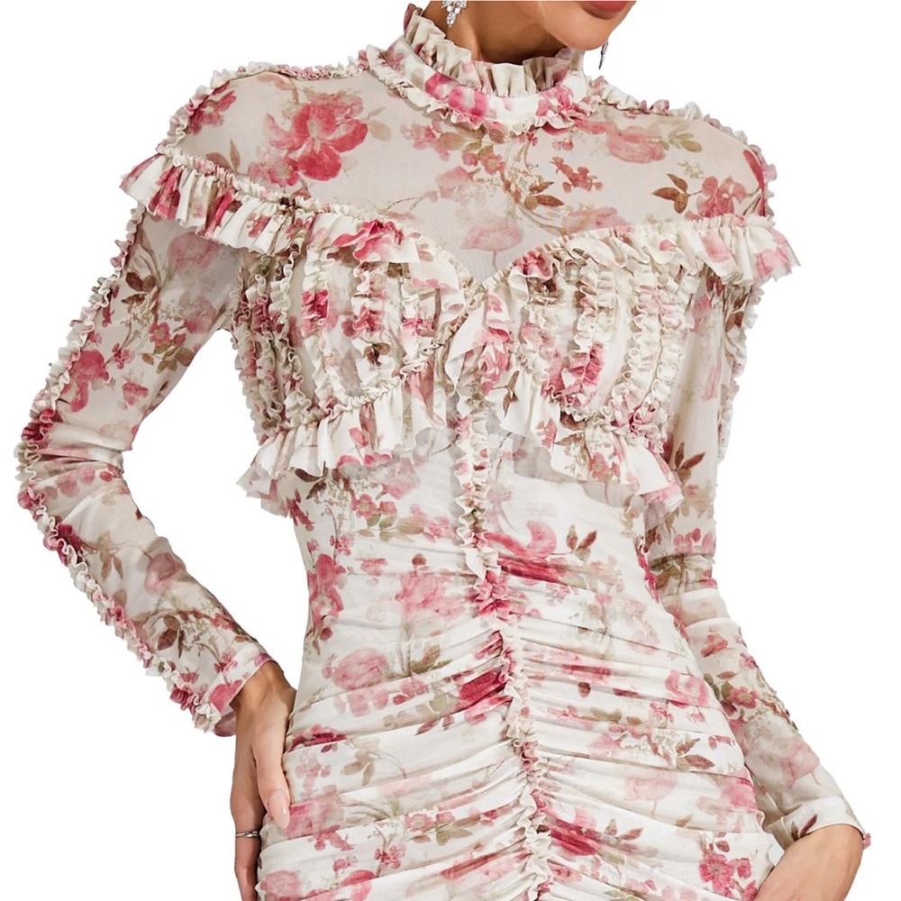 Chic Floral Long Sleeve Dress - Picture 2 of 4